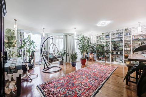 Photo 8 at 701 - 4200 Bathurst Street, Clanton Park, Toronto