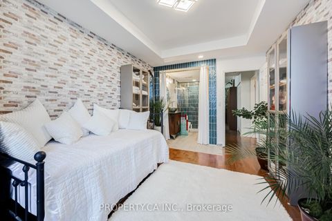 Photo 12 at 701 - 4200 Bathurst Street, Clanton Park, Toronto