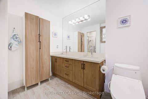 Photo 15 at 701 - 4200 Bathurst Street, Clanton Park, Toronto