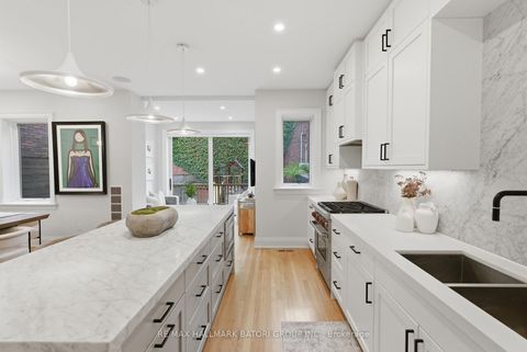 Photo 4 at 135 Cottingham Street, St. Clair, Toronto