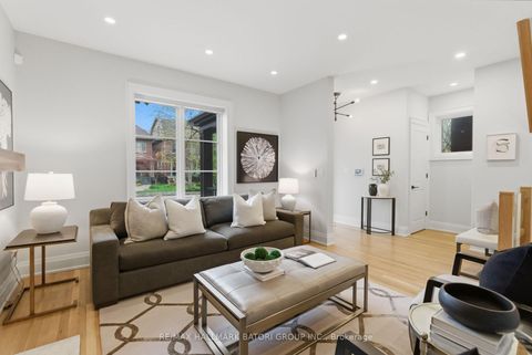 Photo 12 at 135 Cottingham Street, St. Clair, Toronto