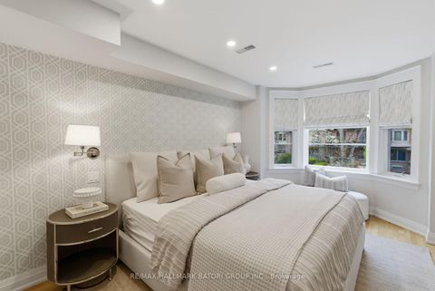 Photo 17 at 135 Cottingham Street, St. Clair, Toronto