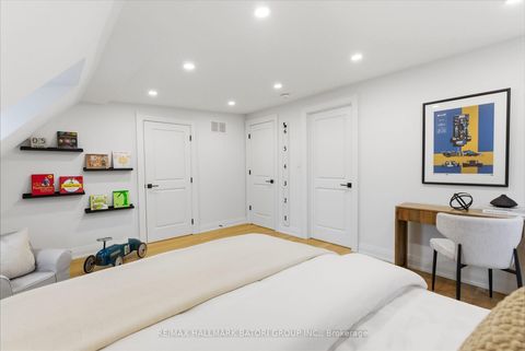 Photo 32 at 135 Cottingham Street, St. Clair, Toronto