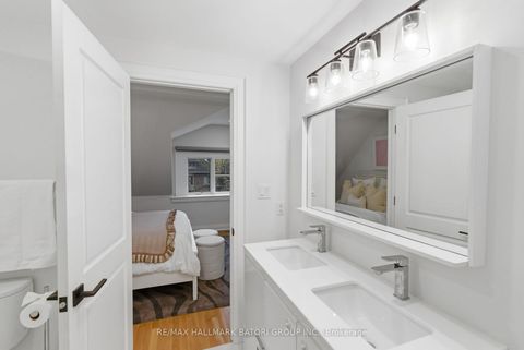 Photo 34 at 135 Cottingham Street, St. Clair, Toronto