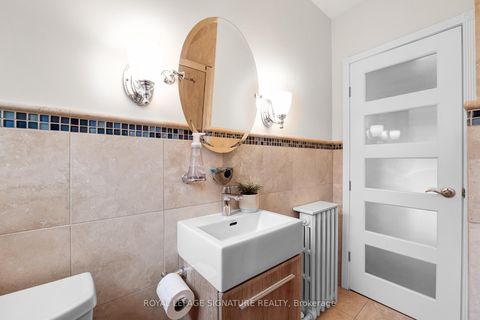 Photo 15 at 41 Southvale Drive, Leaside, Toronto