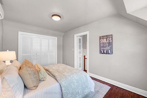 Photo 18 at 41 Southvale Drive, Leaside, Toronto