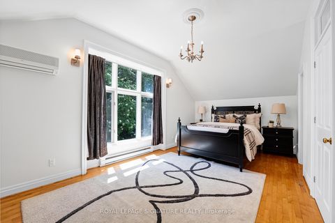 Photo 19 at 41 Southvale Drive, Leaside, Toronto