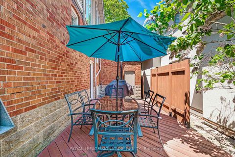 Photo 30 at 41 Southvale Drive, Leaside, Toronto