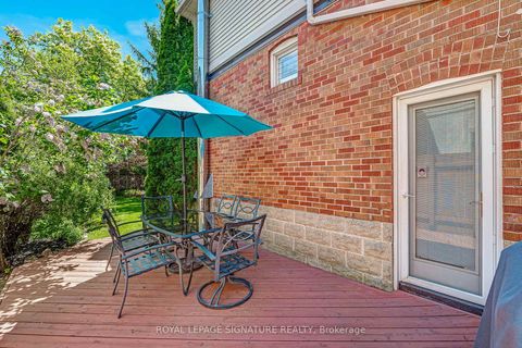 Photo 31 at 41 Southvale Drive, Leaside, Toronto