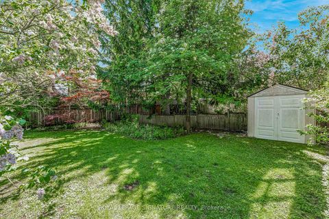 Photo 33 at 41 Southvale Drive, Leaside, Toronto