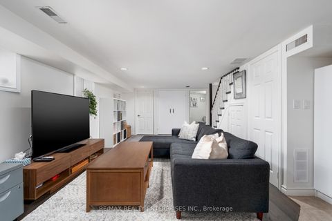 Photo 32 at 52 Fifth Street, New Toronto, Toronto