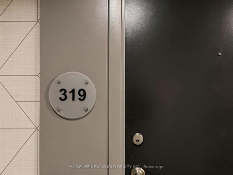 Photo 5 at 319 - 18 Beverley Street, Chinatown, Toronto