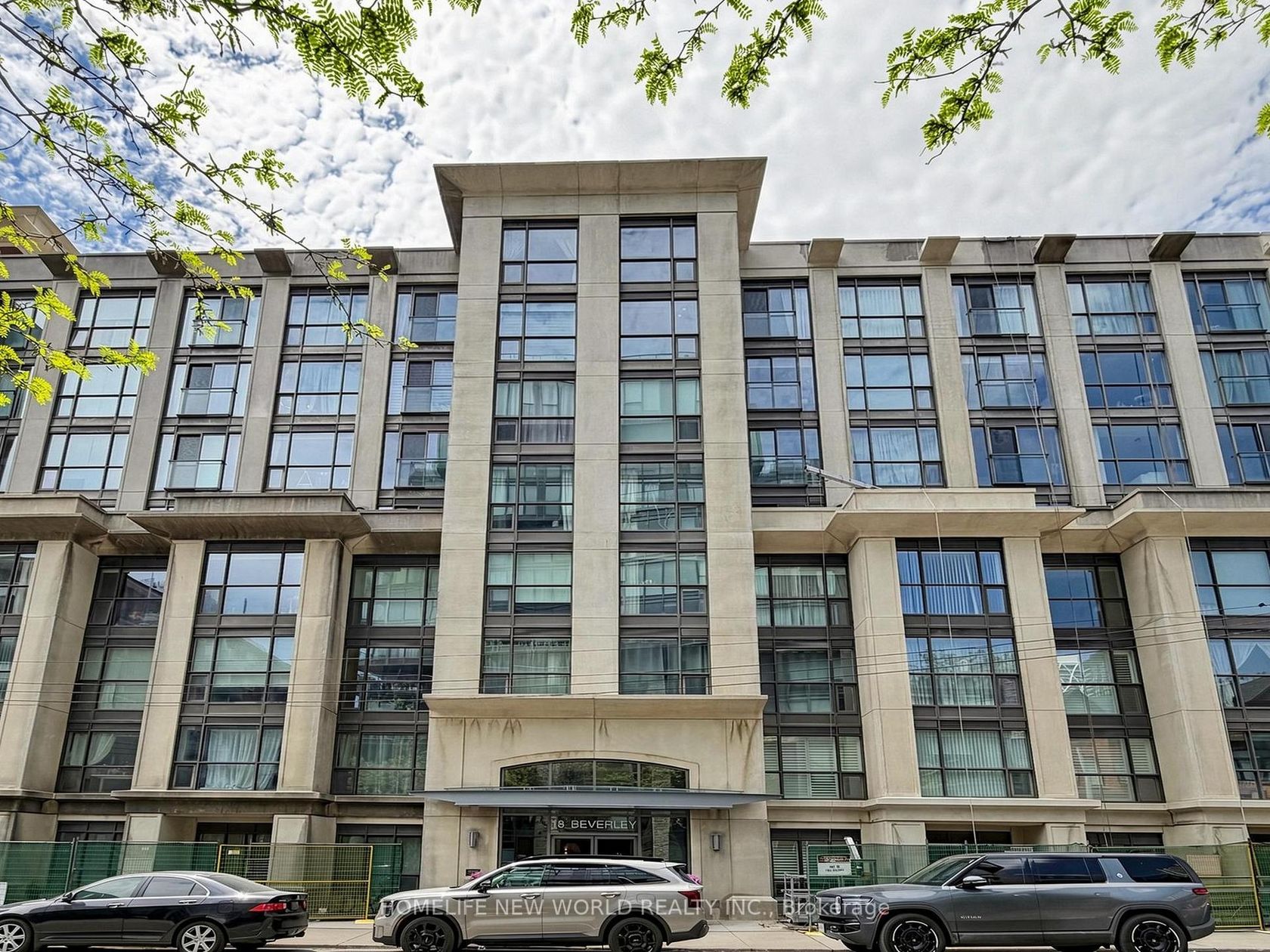 319 - 18 Beverley Street, Chinatown, Toronto 