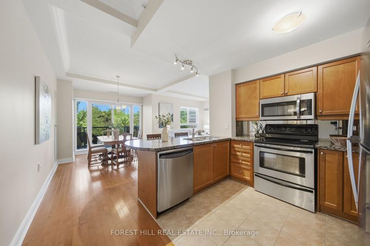 Photo 3 at 211 - 12 Rean Drive, Bayview Village, Toronto