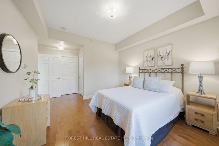 Photo 13 at 211 - 12 Rean Drive, Bayview Village, Toronto