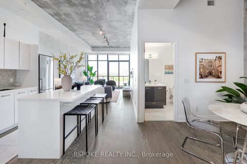 Photo 4 at LPH9 - 608 Richmond Street W, Waterfront Communities C1, Toronto