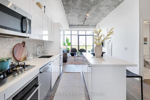 Photo 10 at LPH9 - 608 Richmond Street W, Waterfront Communities C1, Toronto
