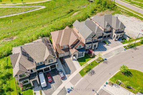 Photo 2 at 17 Lacrosse Trail, Kleinburg, Vaughan