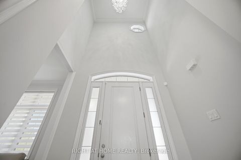 Photo 8 at 17 Lacrosse Trail, Kleinburg, Vaughan