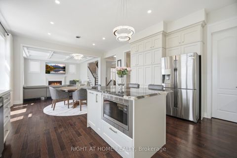 Photo 16 at 17 Lacrosse Trail, Kleinburg, Vaughan