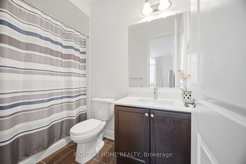 Photo 35 at 17 Lacrosse Trail, Kleinburg, Vaughan