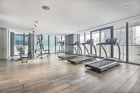 Photo 14 at 2006 - 200 Bloor Street W, Annex, Toronto