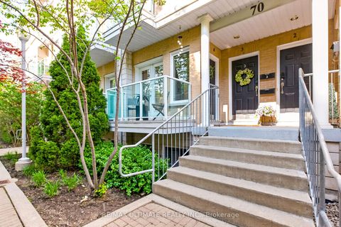 Photo 1 at 4 - 70 Byng Avenue, Willowdale East, Toronto