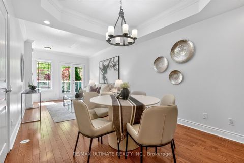 Photo 7 at 4 - 70 Byng Avenue, Willowdale East, Toronto