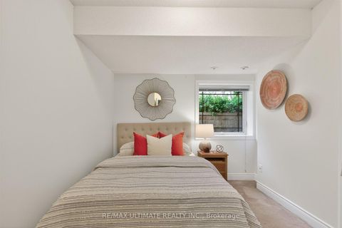 Photo 21 at 4 - 70 Byng Avenue, Willowdale East, Toronto