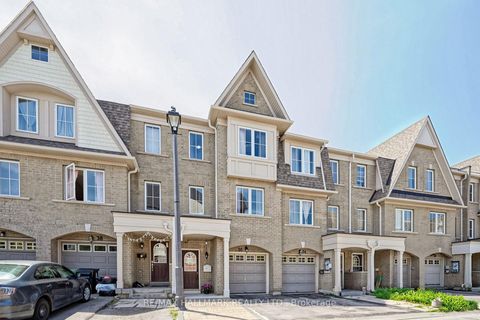 Photo 1 at 132 - 36 Jenkinson Way, Dorset Park, Toronto