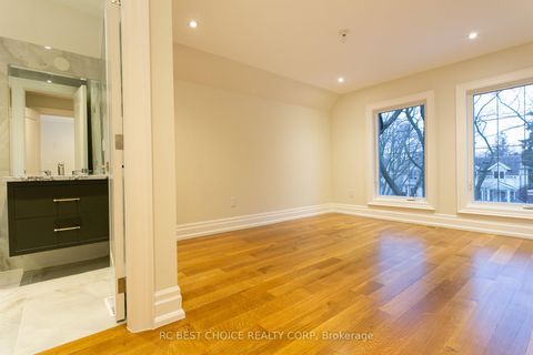Photo 5 at 184 Mcrae Drive, Leaside, Toronto