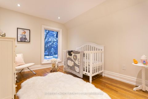 Photo 11 at 184 Mcrae Drive, Leaside, Toronto
