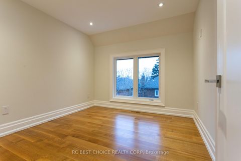 Photo 13 at 184 Mcrae Drive, Leaside, Toronto