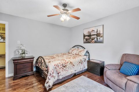 Photo 18 at 63 Haskell Crescent, Aurora Highlands, Aurora