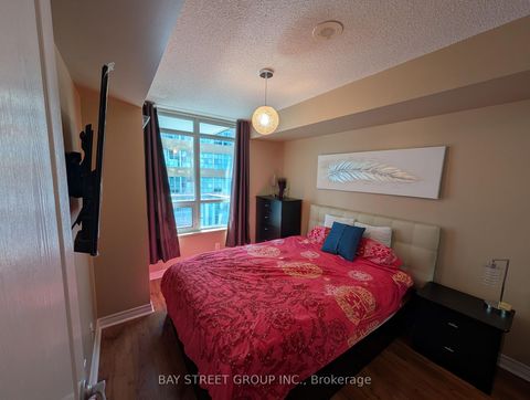 Photo 5 at 505 - 212 Eglinton Avenue E, Mount Pleasant West, Toronto