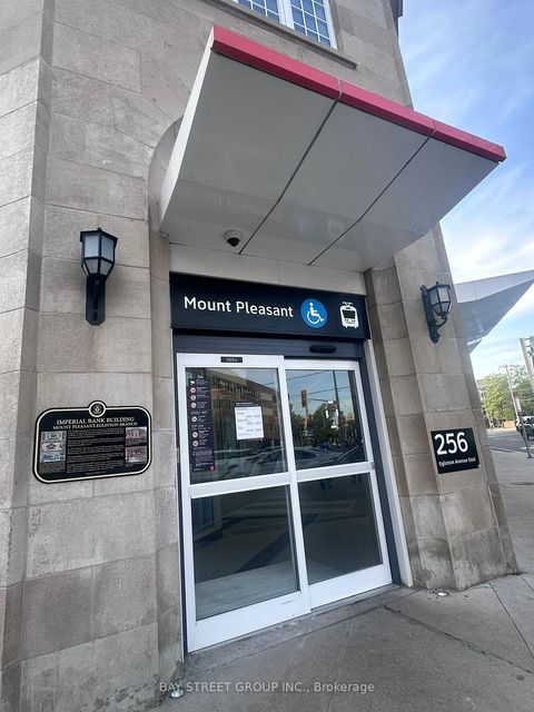Photo 23 at 505 - 212 Eglinton Avenue E, Mount Pleasant West, Toronto