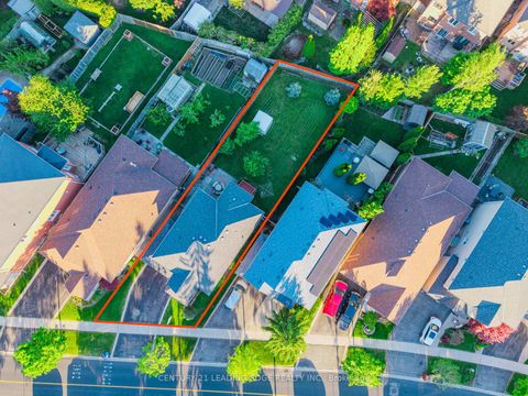 Photo 5 at 40 Rouge Bank Drive, Legacy, Markham