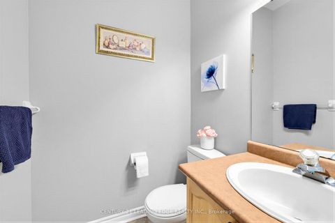 Photo 15 at 40 Rouge Bank Drive, Legacy, Markham