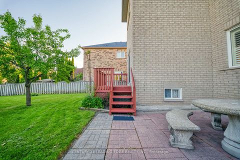 Photo 38 at 40 Rouge Bank Drive, Legacy, Markham