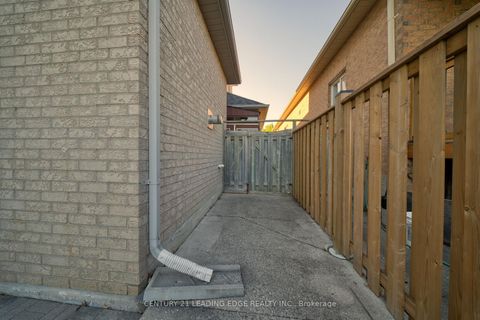 Photo 40 at 40 Rouge Bank Drive, Legacy, Markham