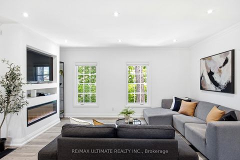 Photo 7 at 10 Dana Avenue, CFB, Toronto