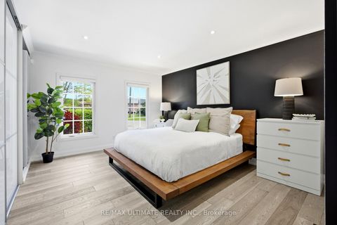 Photo 15 at 10 Dana Avenue, CFB, Toronto