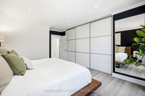 Photo 16 at 10 Dana Avenue, CFB, Toronto