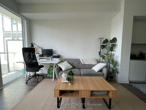 Photo 9 at 1009 - 158 Front Street E, Moss Park, Toronto