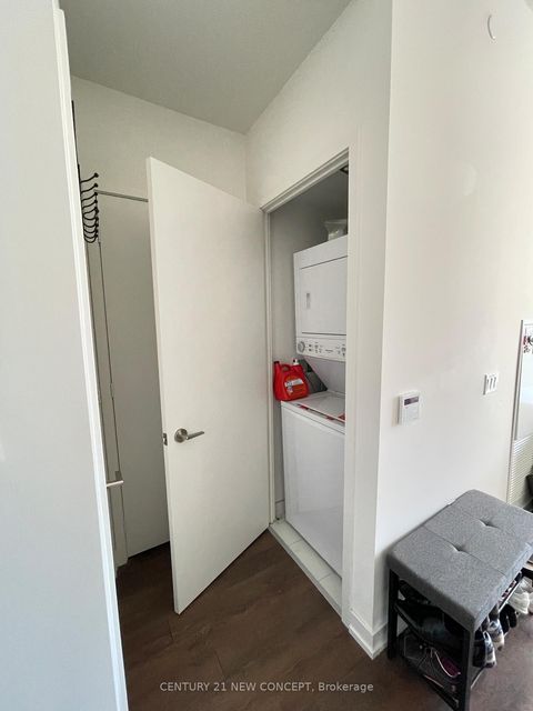 Photo 34 at 1009 - 158 Front Street E, Moss Park, Toronto