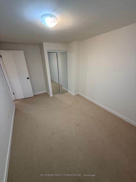 Photo 3 at 189 - 177 Rusty Crestway E, Don Valley Village, Toronto
