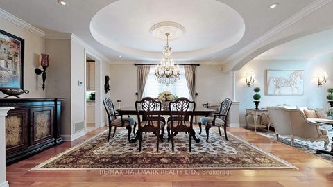 Photo 5 at 12 Sachet Drive, Oak Ridges Lake Wilcox, Richmond Hill