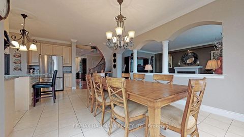 Photo 13 at 12 Sachet Drive, Oak Ridges Lake Wilcox, Richmond Hill