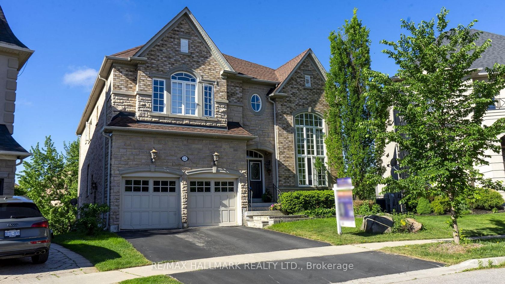 12 Sachet Drive, Oak Ridges Lake Wilcox, Richmond Hill photo number 2