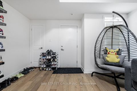 Photo 2 at 6 - 39 John Perkins Bull Drive W, CFB, Toronto